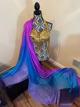 Load image into Gallery viewer, “The Fuschia is Bright” 5mm 3 yard silk bellydance veil
